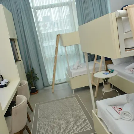 Nar Palace 호텔 3*