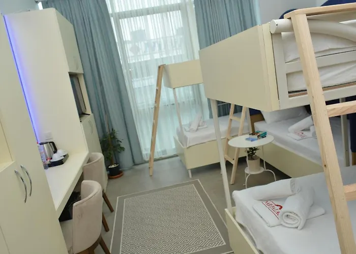 Nar Palace Hotell 3*